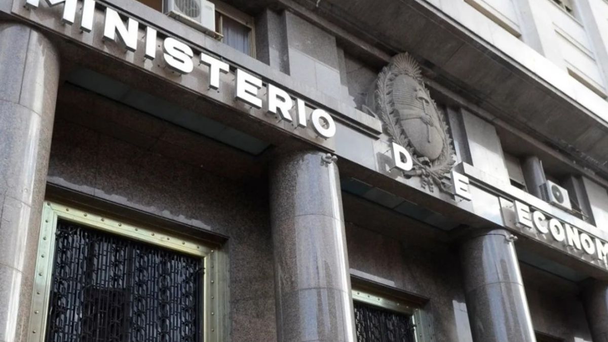 Frente del Ministerio de Economía de la Nación.