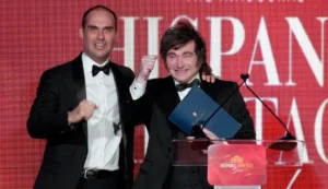Javier Milei durante la Gala Oficial de la Herencia Hispana en Washington.