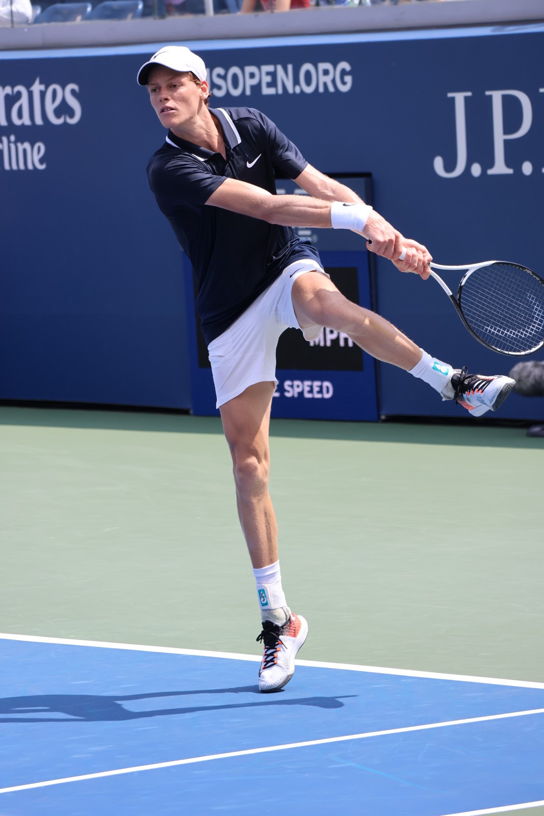 Jannik Sinner durante un entrenamiento en 2024. Foto de archivo.