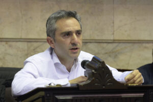 Andrés Larroque habla en la Cámara de Diputados de la Nación en 2018. Foto de archivo.