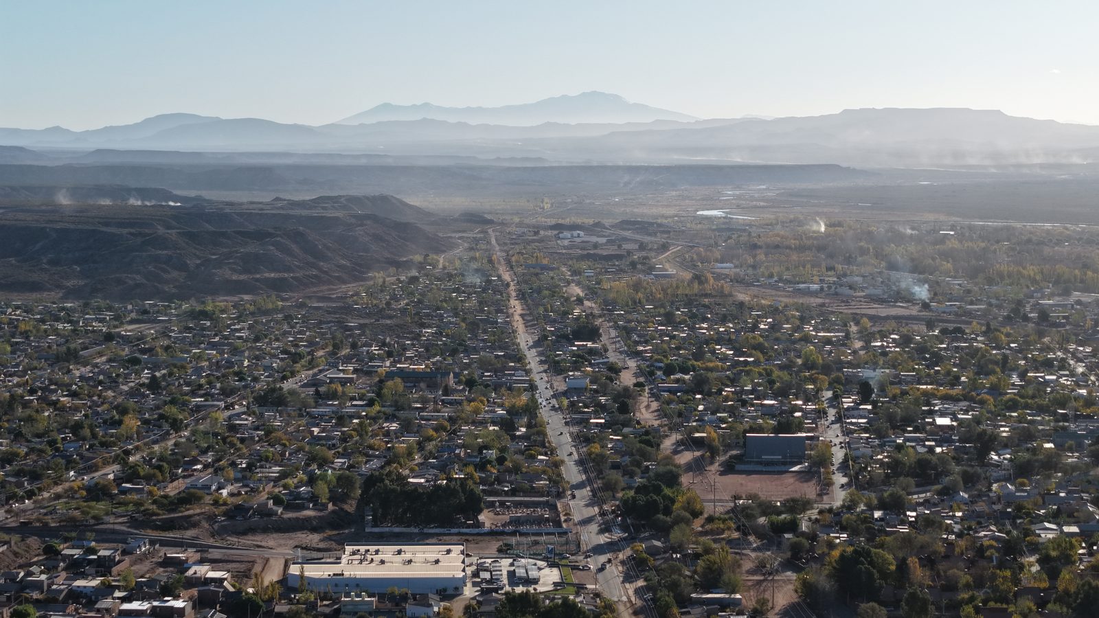Vista aérea de Rincón de los Sauces, Neuquén
