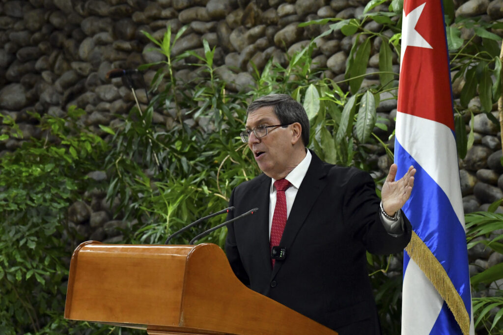 El canciller cubano, Bruno Rodríguez, durante una conferencia de prensa en La Habana.