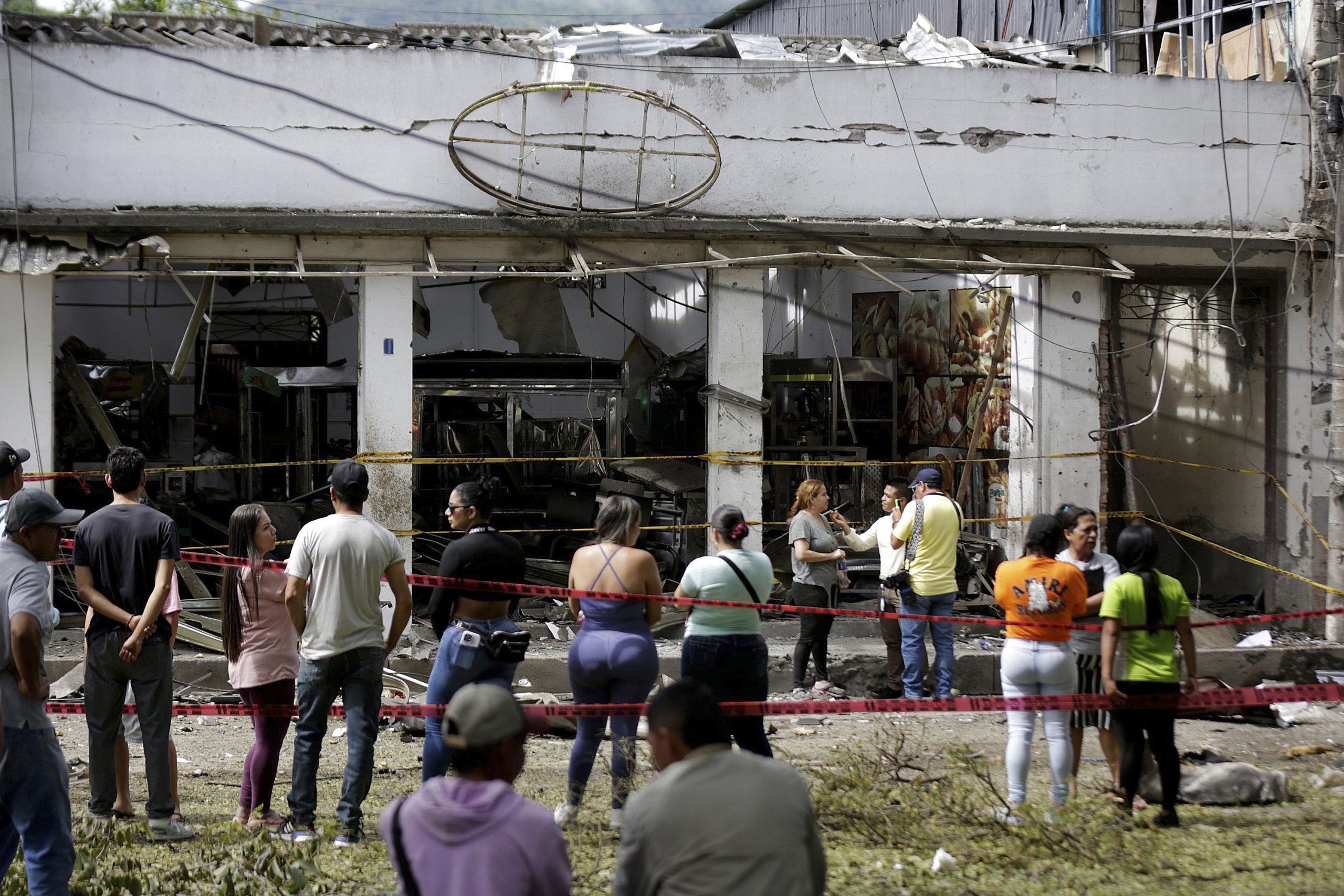 Edificio destruido tras un ataque en Corinto, Cauca, imagen de archivo